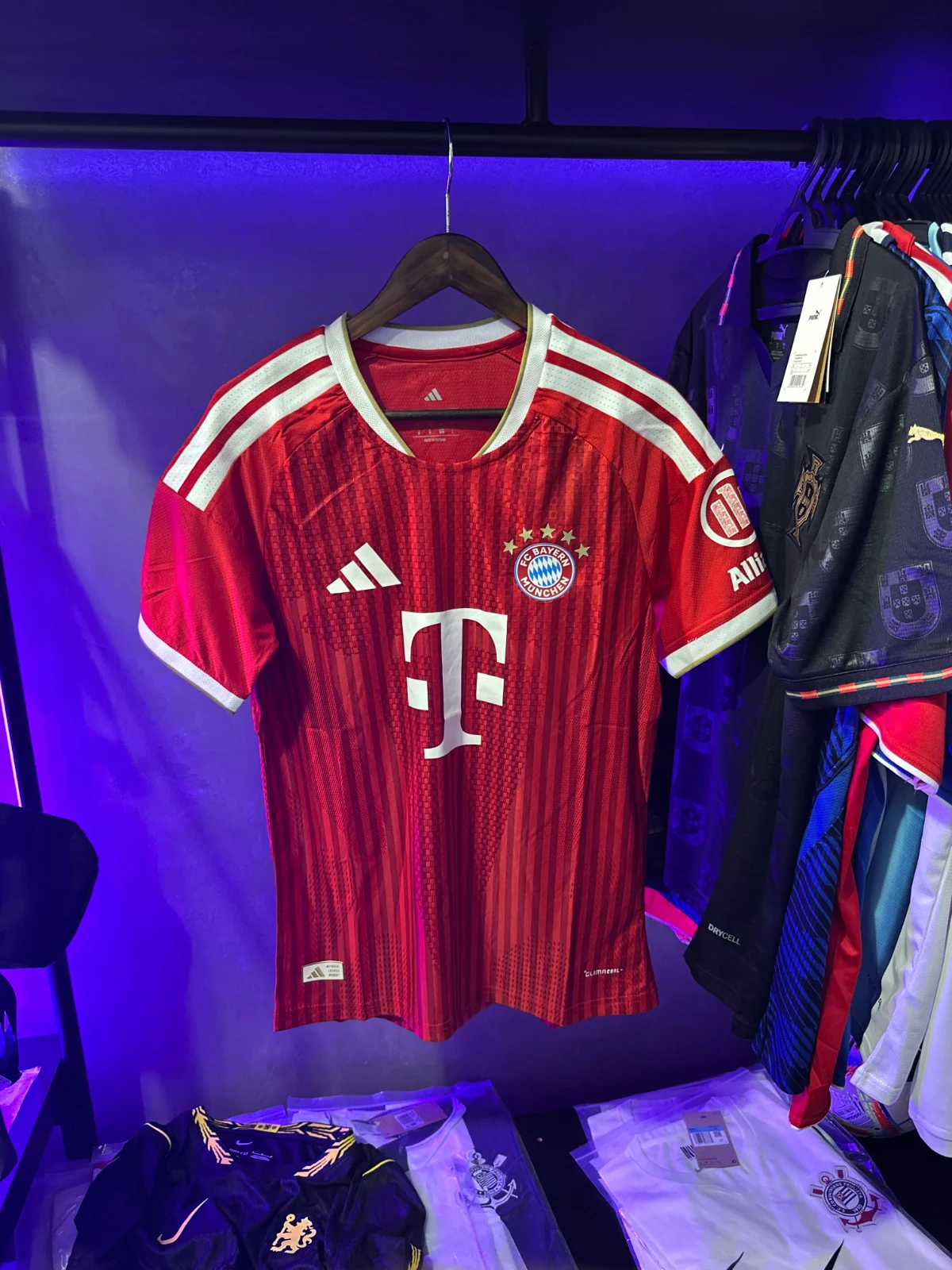 BAYERN MUNCHEN HOME 2026-27 JOGADOR